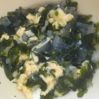 《離乳食完了期》大根とわかめの卵スープ